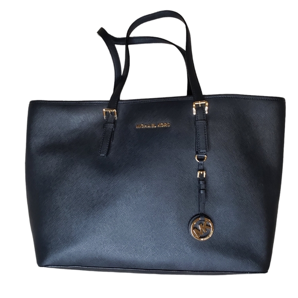 Michael Kors Jet Set Travel Black Saffiano Leather Macbook Tote Bag - Picture 1 of 1